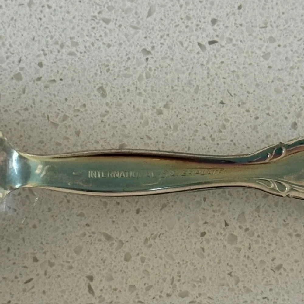 International Silver Serving Set 9